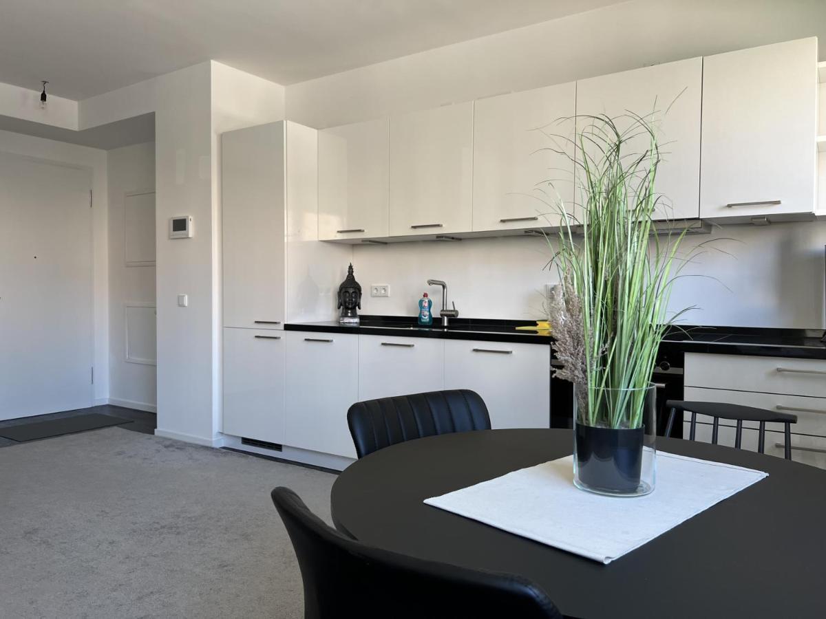 Luxury Waterfront Appartement
