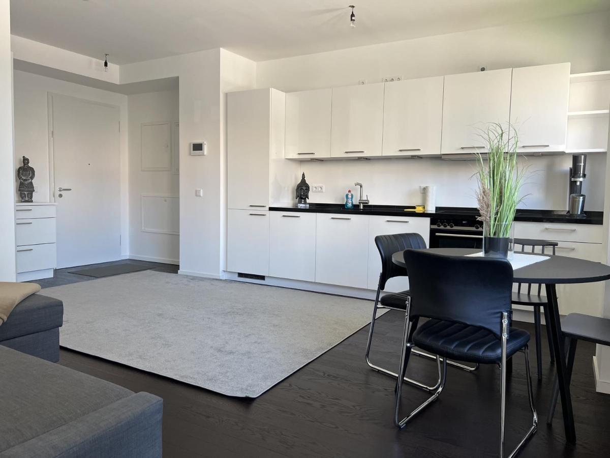 Luxury Waterfront Appartement *